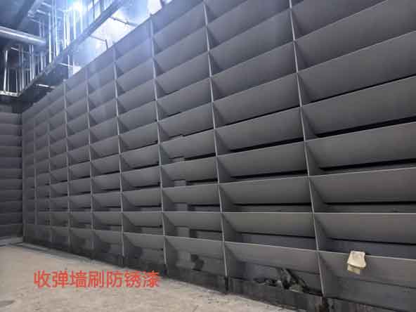 北京毕思特科技的智慧靶场解决方案，深度融合了模拟影像训练的沉浸感与激光幕精准报靶的可靠性。在建设施工中，我们特别强调功能区的合理规划和全方位的安全防护体系构建，体现了对安全性与实用性的高度重视。